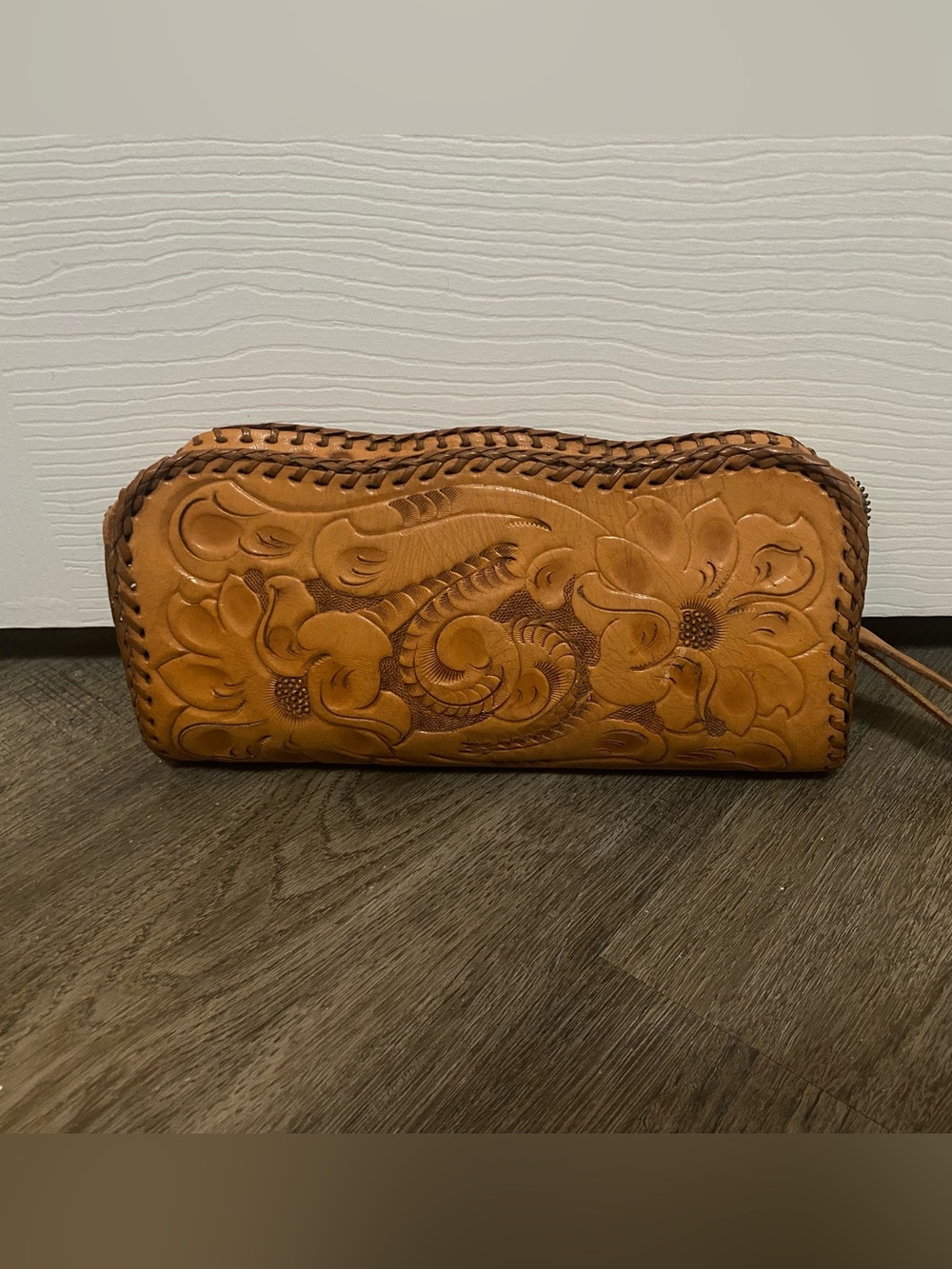 Hand-Tooled Floral Leather Clutch Wallet - Tan